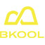 Bkool est une plateforme de cyclisme en salle qui propose une expérience réaliste et immersive. Elle offre une gamme variée de contenus, comprenant des itinéraires réels, des cours de cyclisme en salle, du cyclisme sur piste et des entraînements personnalisés, pour vous aider à atteindre vos objectifs tout en vous divertissant. De plus, vous pouvez partager votre expérience avec des cyclistes du monde entier et participer à des compétitions en temps réel.